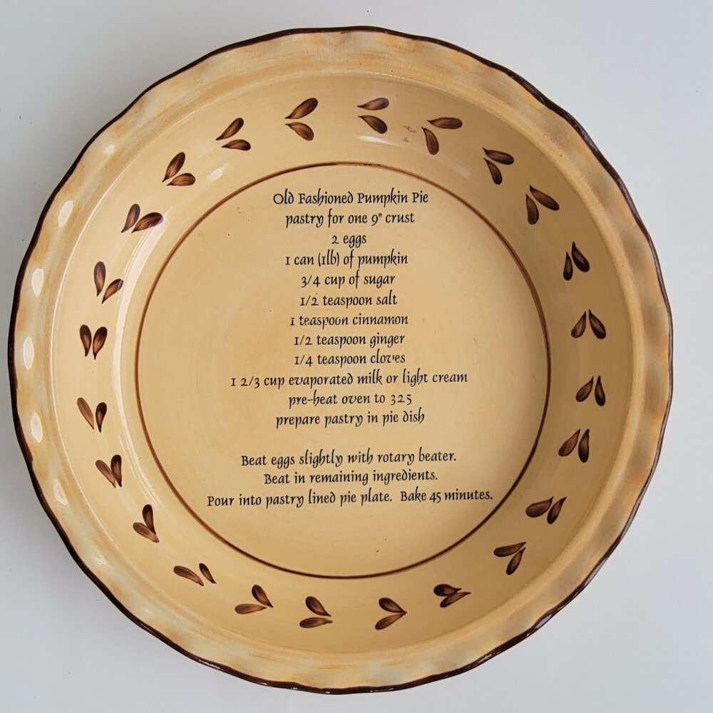 Global Design Connections by Kate Williams Pumpkin Pie Plate with cover - Picture 4 of 5